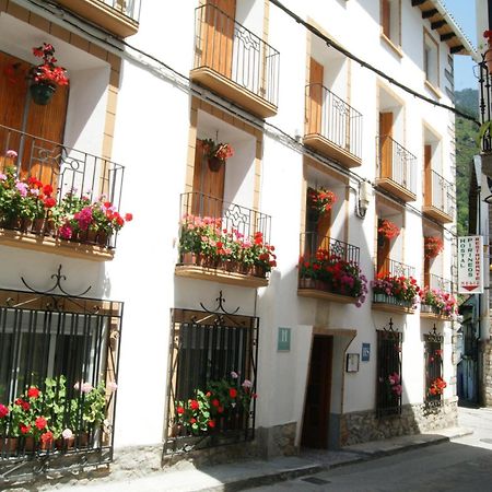 Hostal Pirineos Meliz Bielsa Luaran gambar