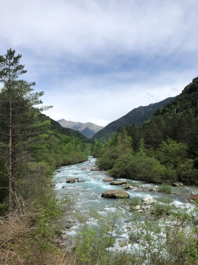 Hostal Pirineos Meliz Bielsa Luaran gambar