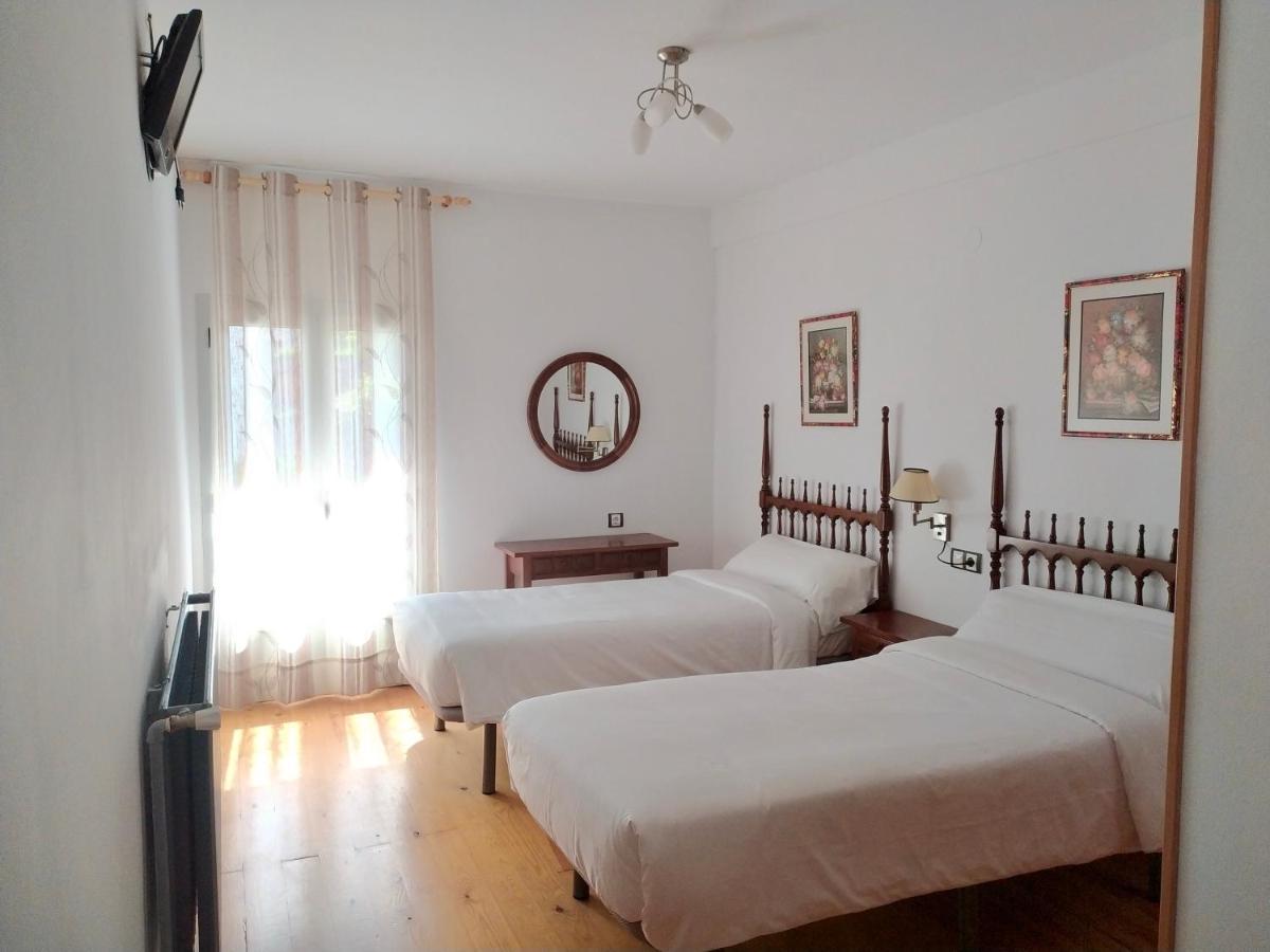 Hostal Pirineos Meliz Bielsa Luaran gambar